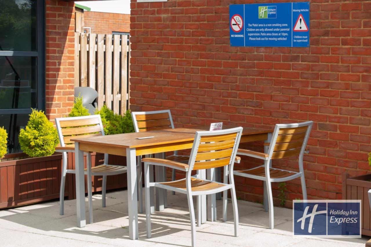 Holiday Inn Express Folkestone Channel Tunnel By Ihg Exterior foto