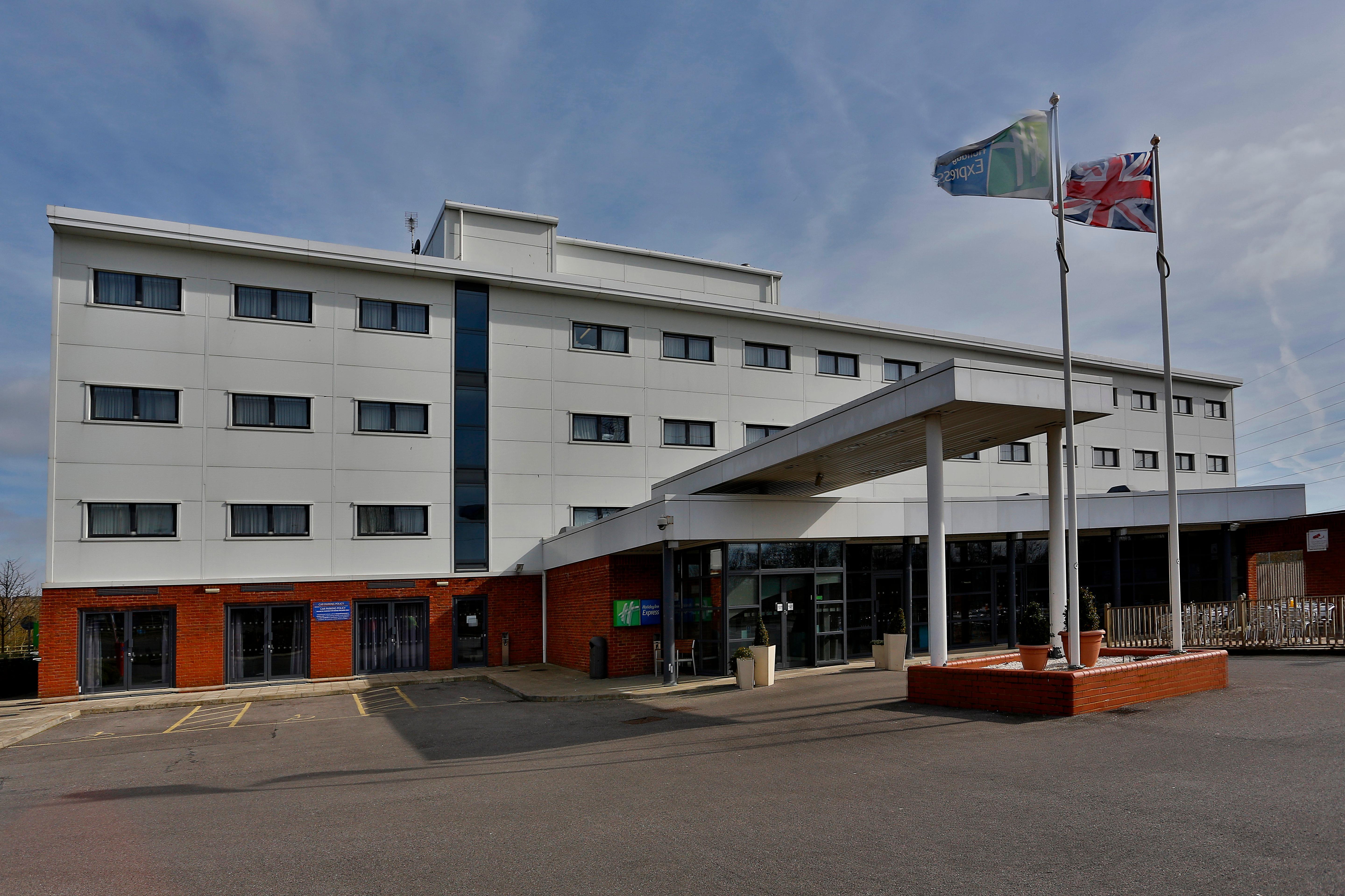 Holiday Inn Express Folkestone Channel Tunnel, An Ihg Hotel Exterior foto