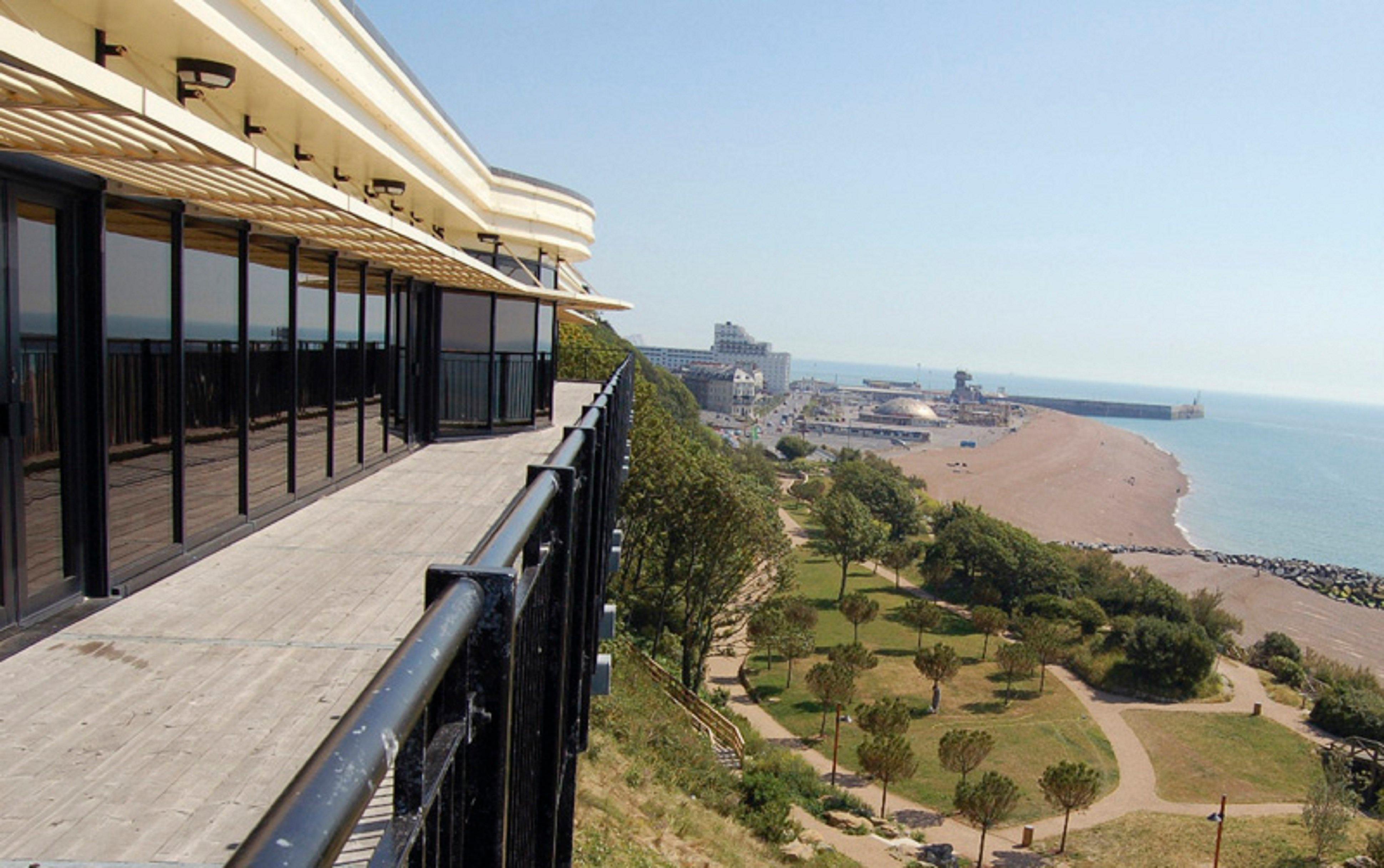 Holiday Inn Express Folkestone Channel Tunnel, An Ihg Hotel Exterior foto