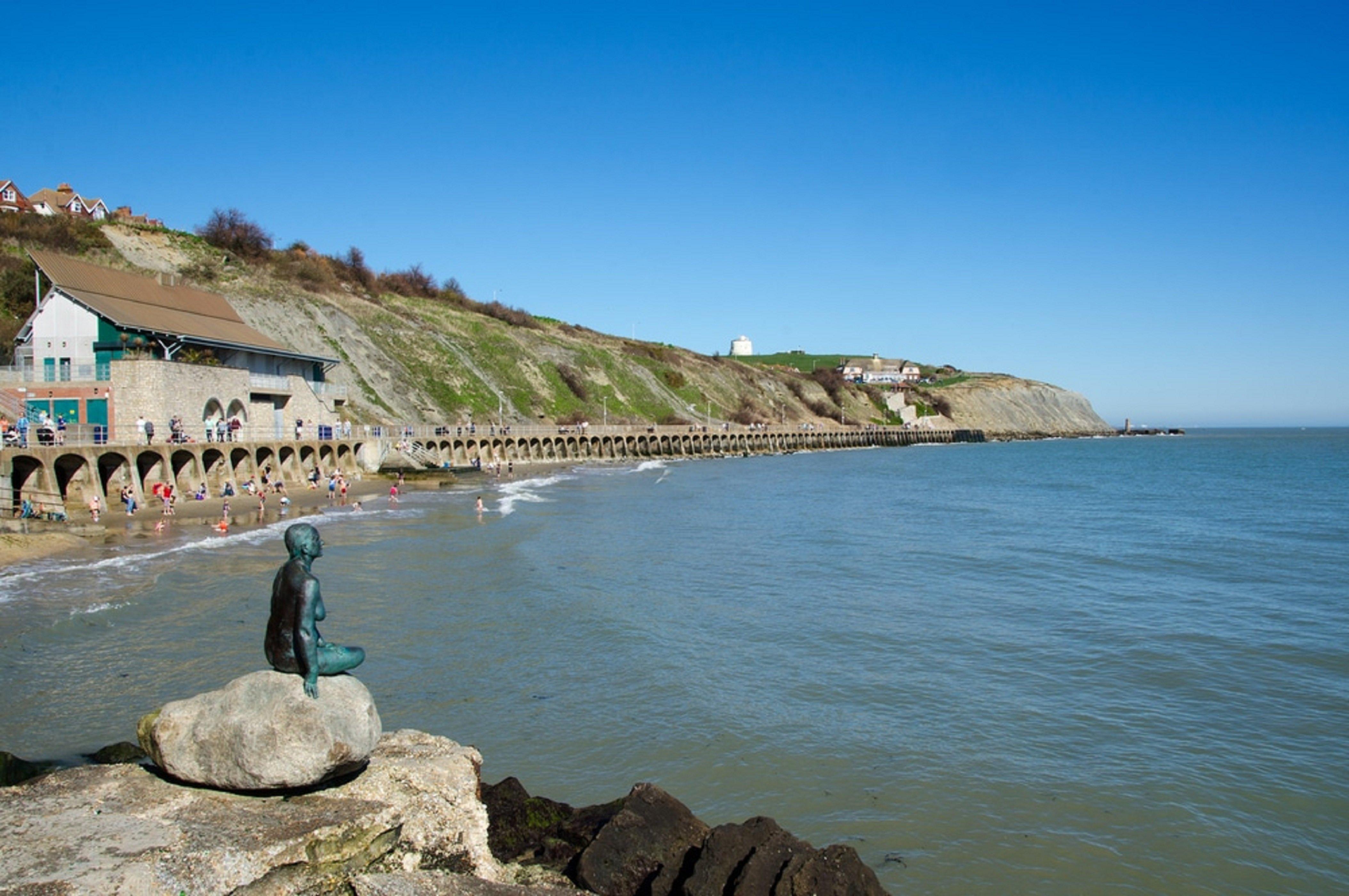 Holiday Inn Express Folkestone Channel Tunnel, An Ihg Hotel Exterior foto